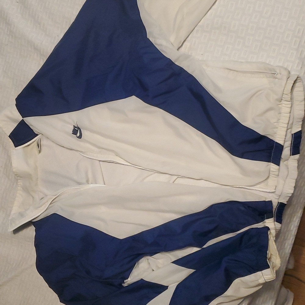 Vintage Nike windbreaker jacket